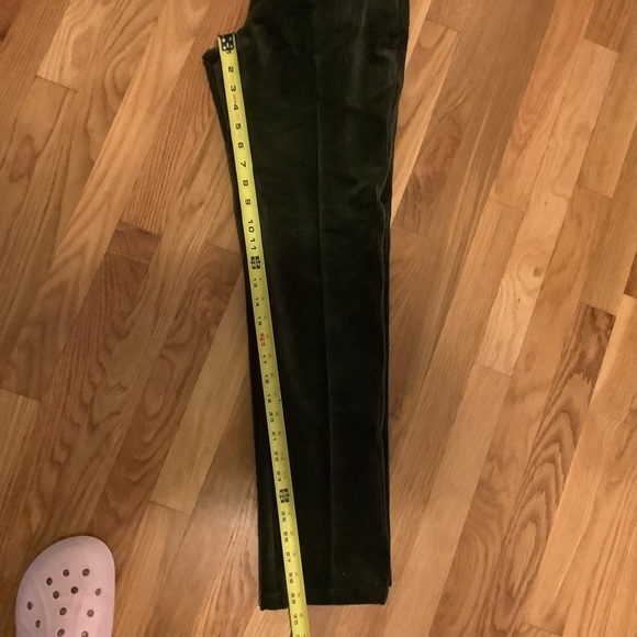 VINEYARD VINES Corduroy Greenwich Pant - Picture 7 of 10